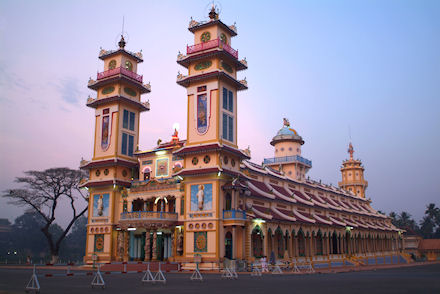 Cao-Dai-Holy-See-Temple