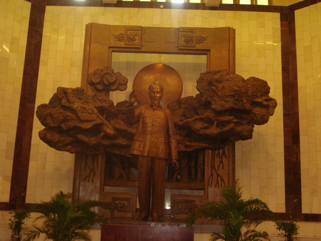 President Ho Statue in Ho Chi Minh Museum