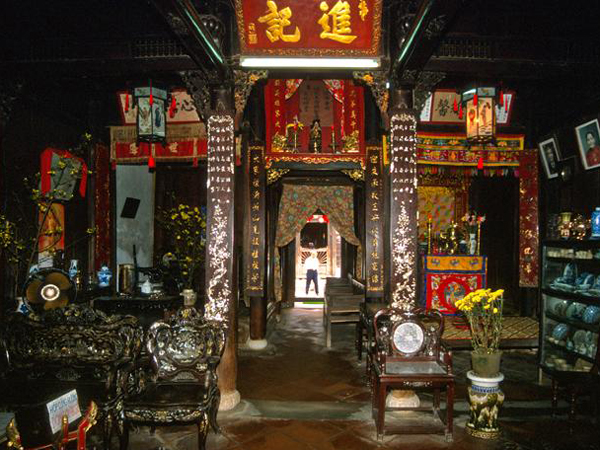 Inside Tan Ky House