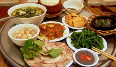 Traditional Vietnamese food served on tray