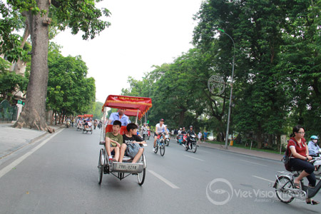Hanoi Cyclo Tour - Vietnam luxury tours