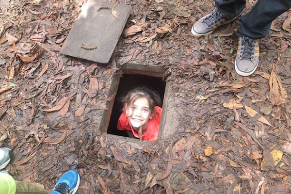 cu chi tunnels tour with kids