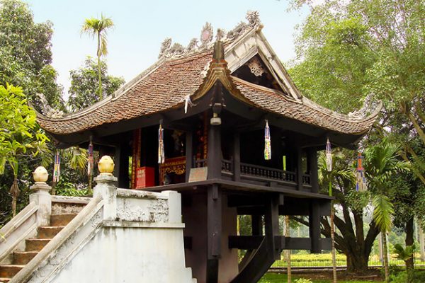 one pillar pagoda in hanoi in vietnam family tour