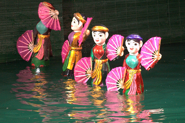 water puppet show in hanoi family tour