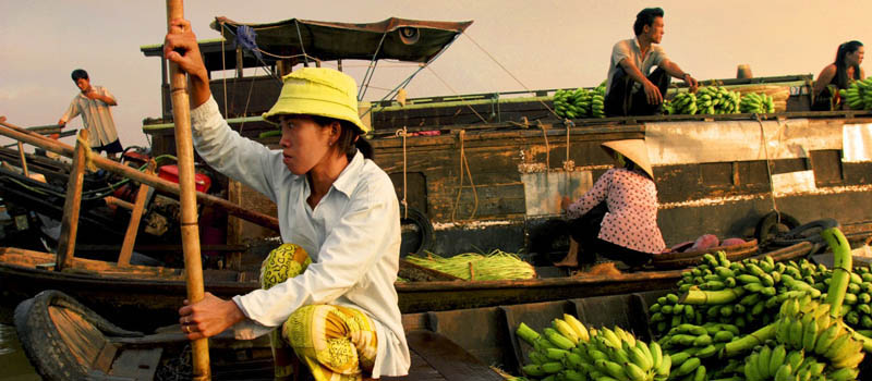 Banana sellers in Cai Be Floating Market