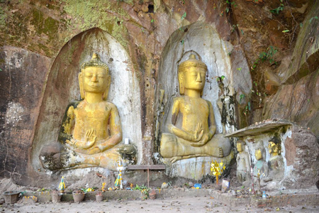 Buddha statues in Vang Xang