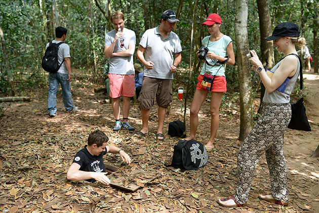 Cu Chi Tunnels north to south Vietnam tour package 10 days