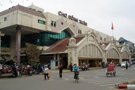 Dong Xuan market