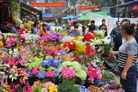 Flower market - Vietnam culinary tours