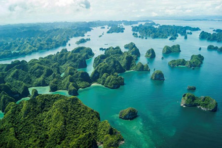 Halong bay, Vietnam