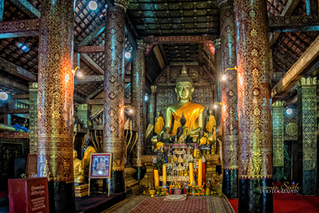 Interior of Wat Visoun in Luang Prabang