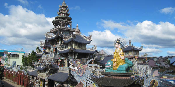 Linh Phnoc Pagoda, Dalat