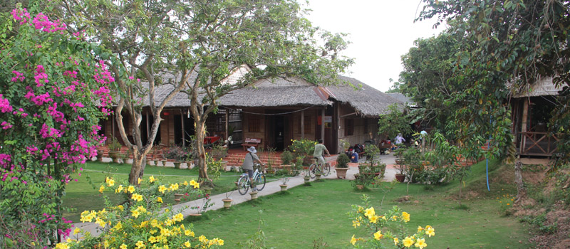 Mekong Delta Home-stay & Cai Be Floating Market