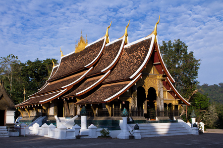 Most enchanting and historic Buddhist monastery in the country, Wat Xieng Thong is hard to give a miss