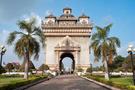 Patuxay Monument