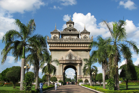 Patuxay Monument