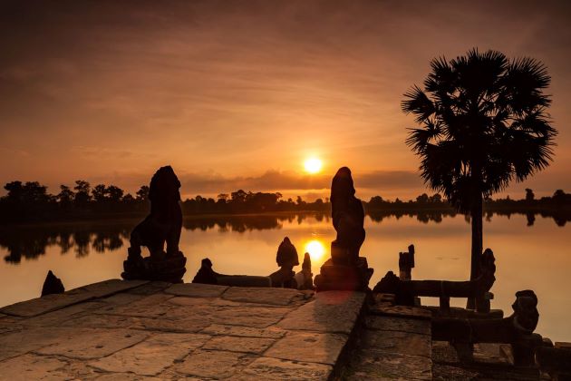 Srah Srang lake in the sunset