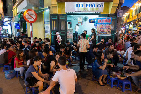 Street food - Vietnam culinary tours