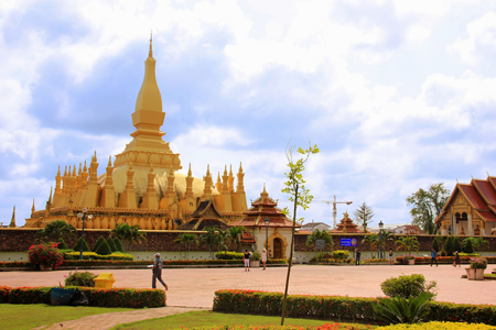 That Luang Stupa