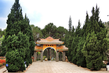 The gate of Truc Lam Zen Monastery