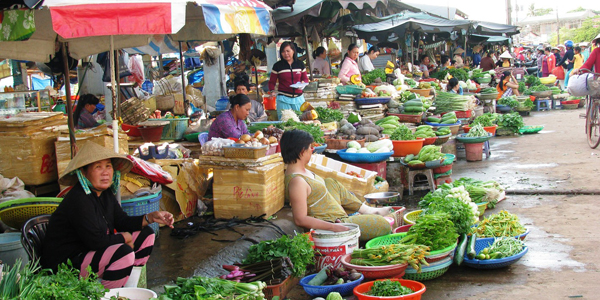 We will visit the local Dong Ba Market for some fresh ingredients of cooking class