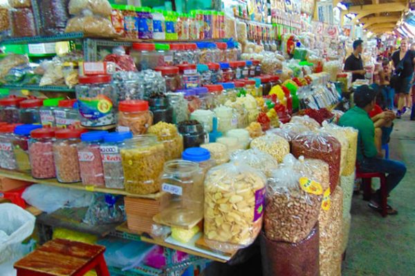 a corner of binh tay market