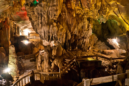 The caves of Tham Jang
