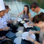halong cooking demostration on cruise
