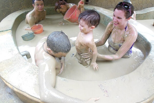 nha trang mud bath with kids