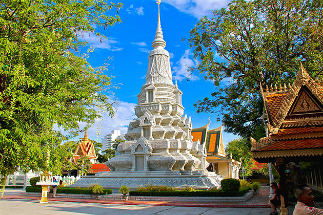 silver pagoda vietnam cambodia laos 3 weeks