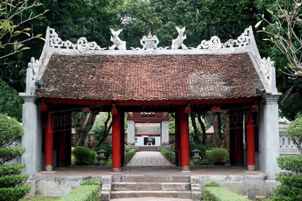 temple of literature vietnam family tour
