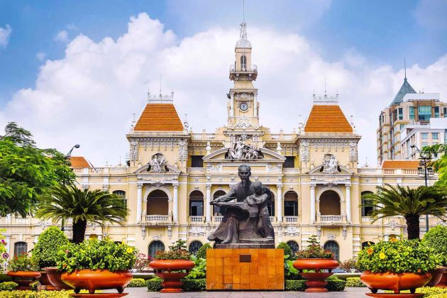 the saigon city hall - vietnam tour packages