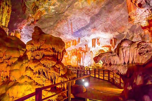 thien cung cave halong bay