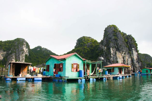 vung vieng fishing village in halong bay vietnam