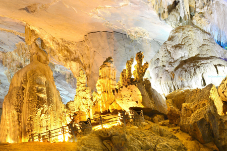 Phong Nha Cave