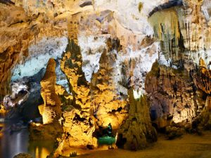 Phong Nha Cave