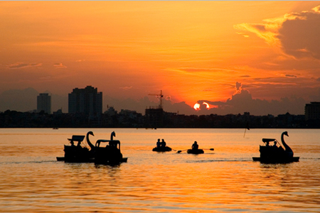 West Lake (Ho Tay)