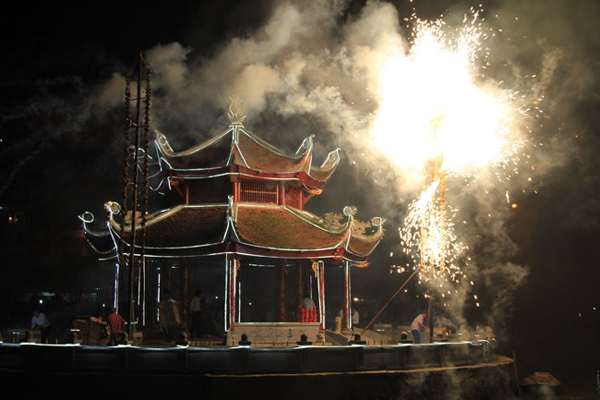 Binh Da Firecracker Festival