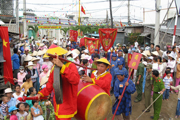 Festival of His Royal Highness Whale in Tien Giang