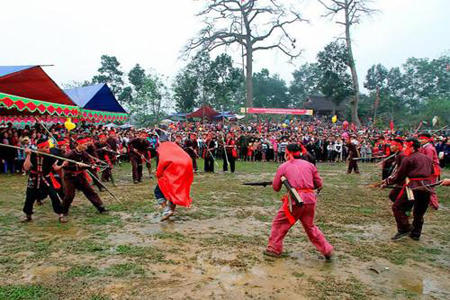 Festival of the Hue Union of Hunters in Quang Tri