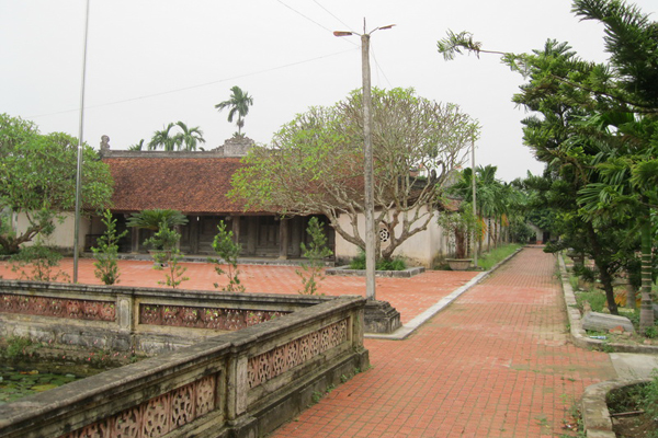 Giam Pagoda