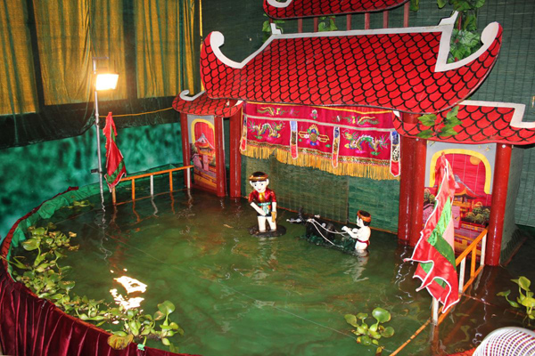 Vietnamese Water Puppets - Traditional Puppet Fun