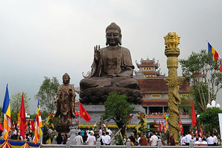 vietnam guide vietnamese travel religions beliefs