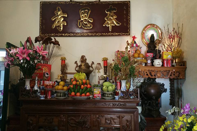 ancestor's altar