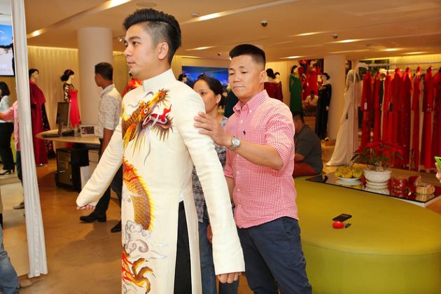 The Representation in of Dragon in Ao Dai for male