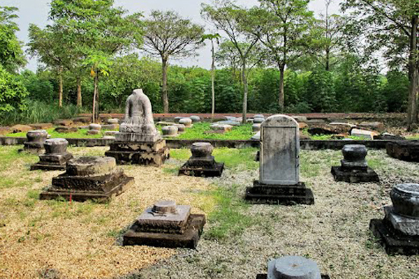 Tombs of the Tran Dynasty, Dong Trieu, Quang Ninh