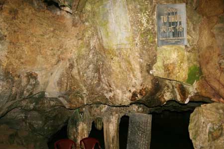 Tu Thuc Cave