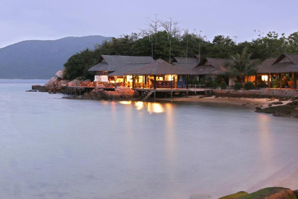 Whale Island Nha Trang Resort