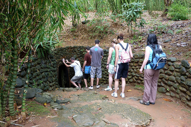 the cu chi tunnels