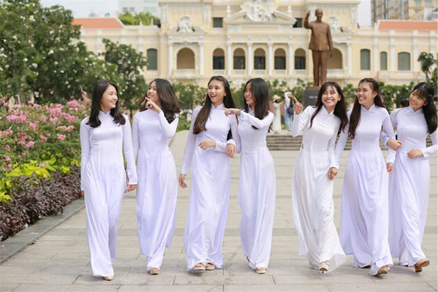 Hoc Sinh Ao Dai Vietnam